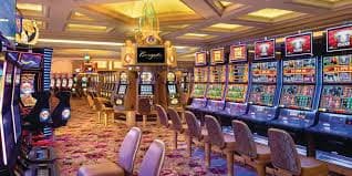 Berbagai varian Bingo di Ice Fishing termasuk 75-ball, 90-ball, Speed Bingo, dan Jackpot Bingo progresif